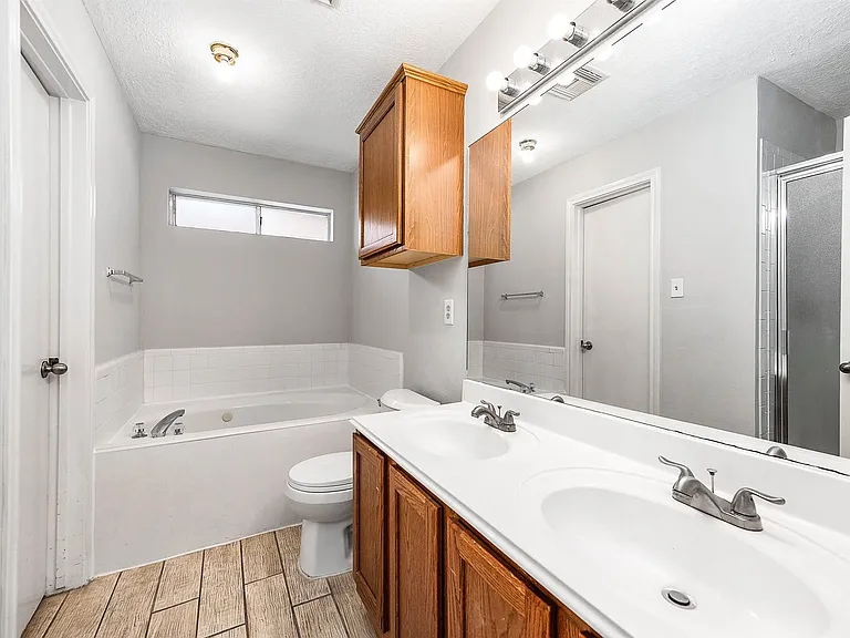 5922 James Pl — Photo 17