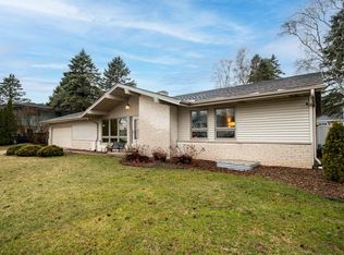955 West Whitefish ROAD, Port Washington, WI 53074