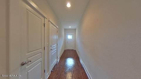 1st image of 422 10th Ave S