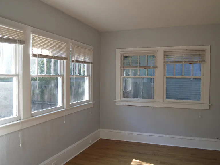 2536 Phyllis St — Photo 16