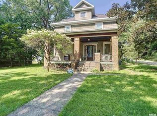 1220 Warren St, Davenport, IA 52804