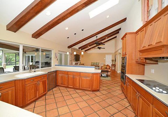 Home For Sale In Estancia