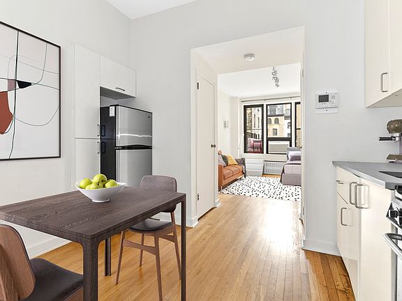 3rd image of 308 W 82nd St #C2