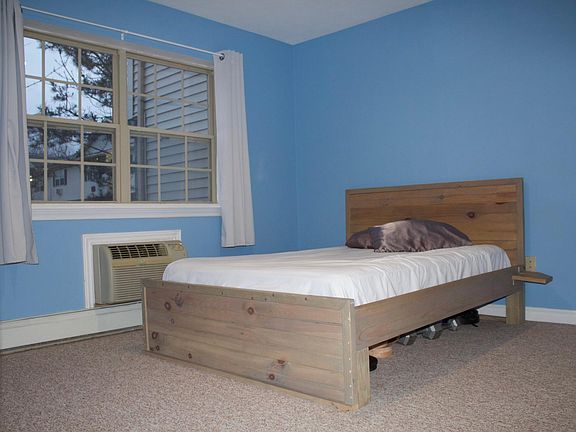 3rd image of 117 Suburban Park Dr APT 1