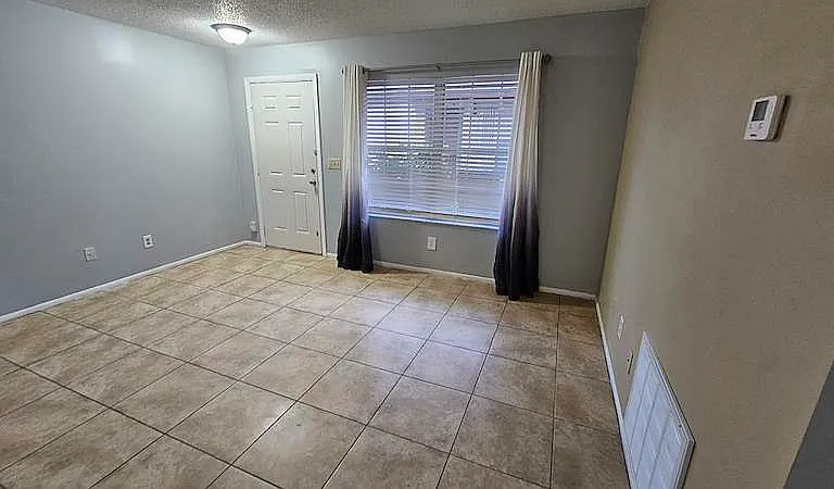 1304 Sophie Blvd — Photo 11