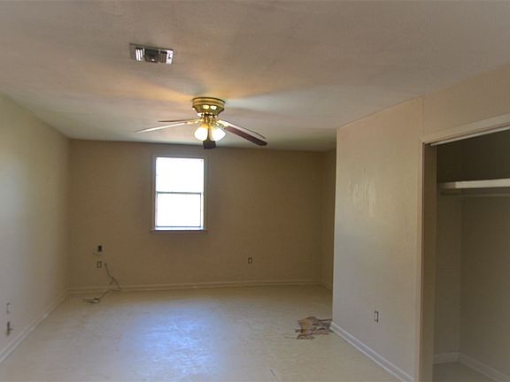 4th image of 120 King St