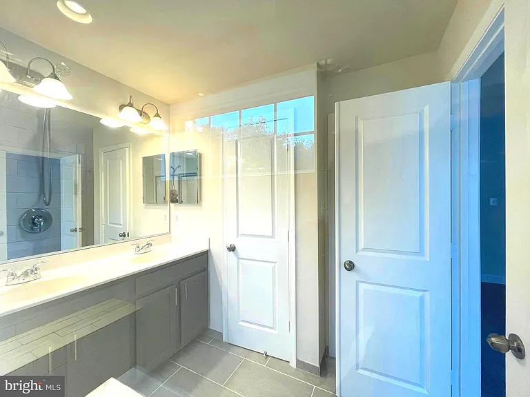 7805 Loblolly Way — Photo 10