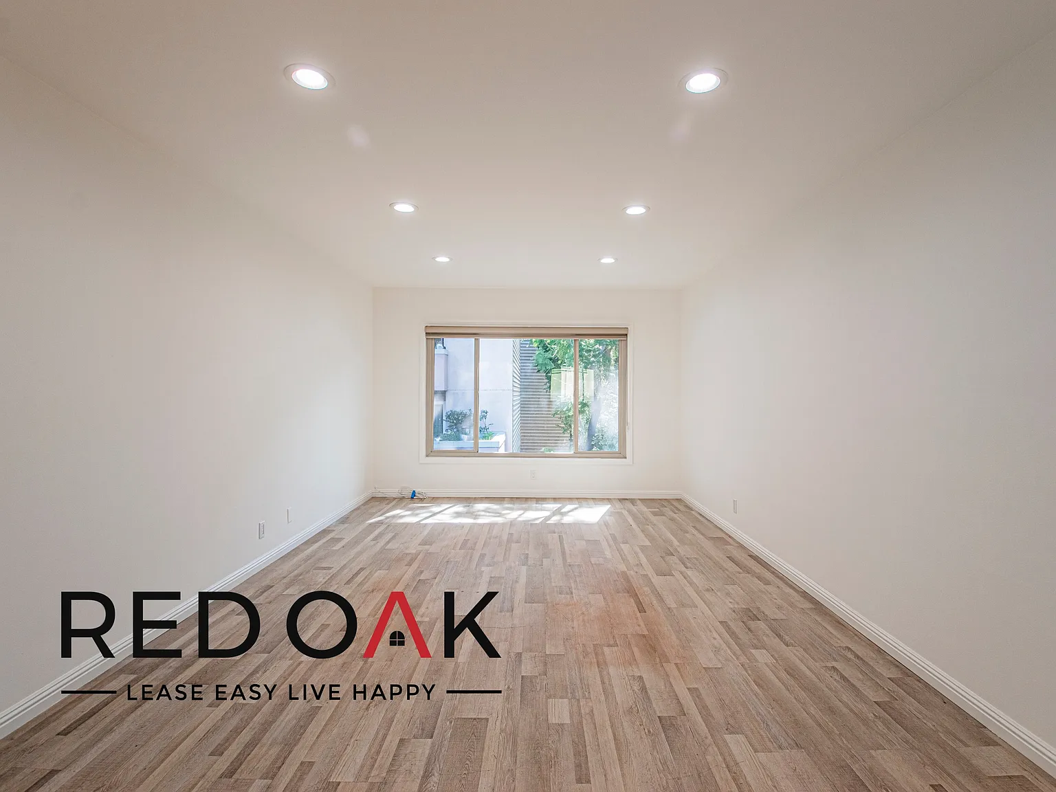 Sophisticated One Bedroom with Hardwood Style Floors, Eat-In Kitchen Space, and On-Site Laundry ~... — Photo 1