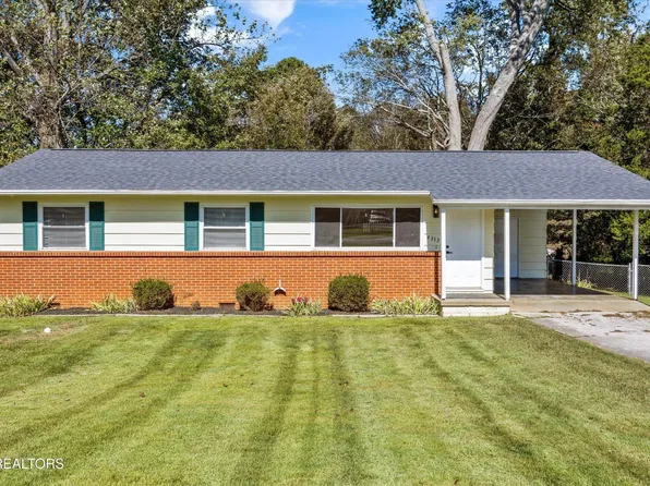 4313 Walking Dr, Knoxville, TN 37912