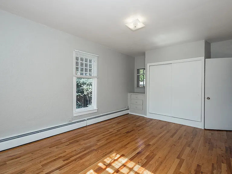 Cross Park Apartments — Photo 34