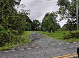 7077 Dunnsville Rd, Altamont, NY 12009