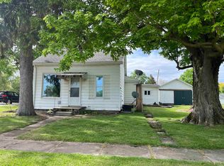 301 W Quad St, Bourbon, IN
