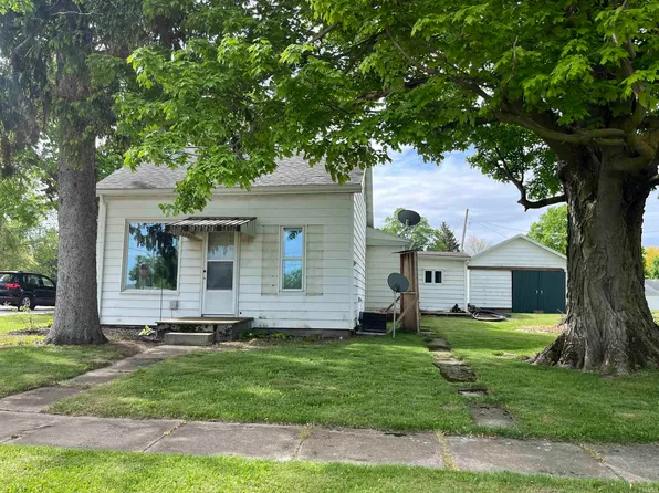 301 W Quad St, Bourbon, IN 46504