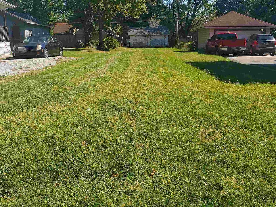 2nd image of 3715 Weisser Park Ave