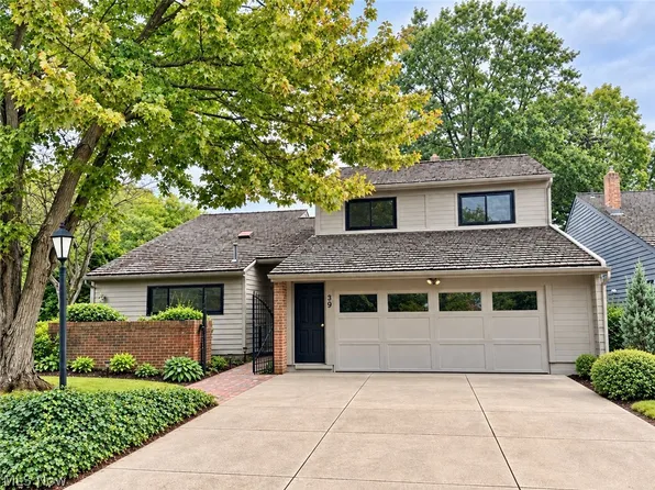 333 N Portage Path Unit 39, Akron, OH 44303