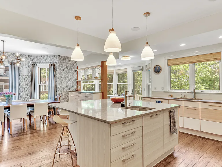 64 Gorham St #64 — Photo 11