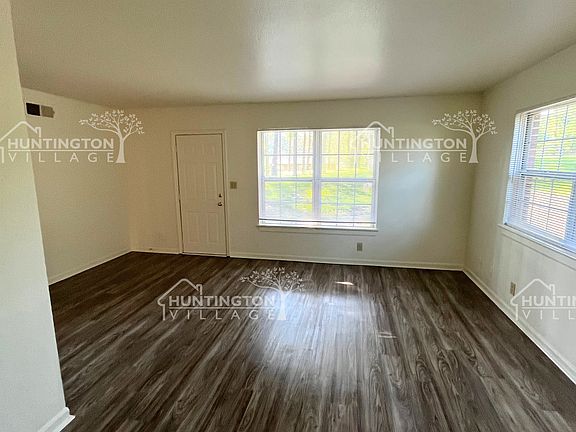 2nd image of 710 Olmstead St