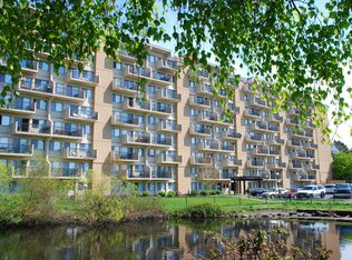 Coronado Springs, Seattle, WA 98146