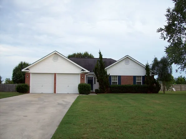 110 Hawthorne Dr, Guyton, GA 31312