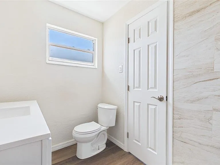 4418 W Fairview Hts — Photo 25