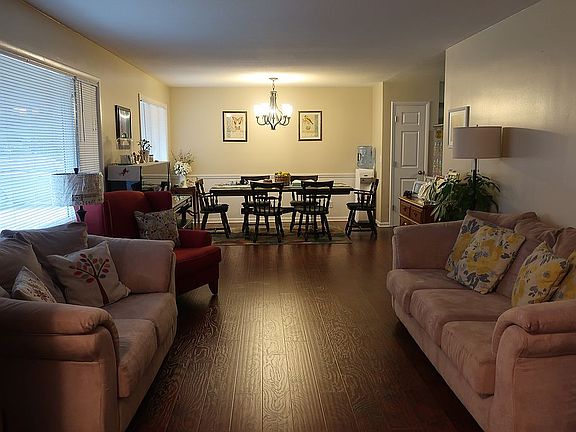 5th image of 8707 Meadowlark Ln