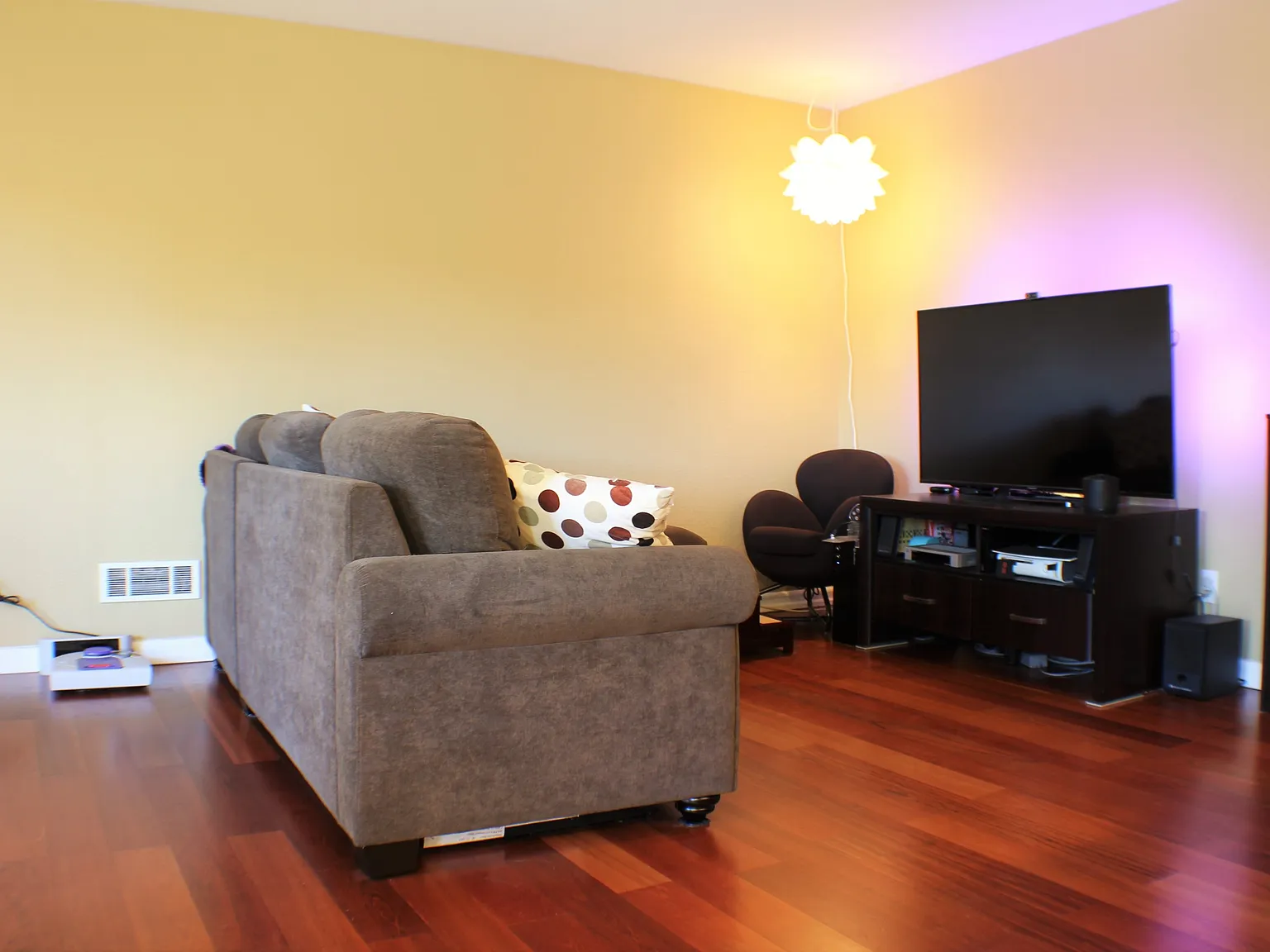 1 bed, 777 sqft, $2,199 — Photo 4