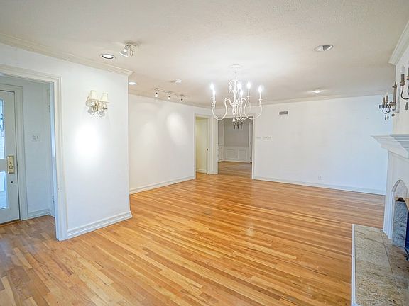 4th image of 1509 Bedford Dr