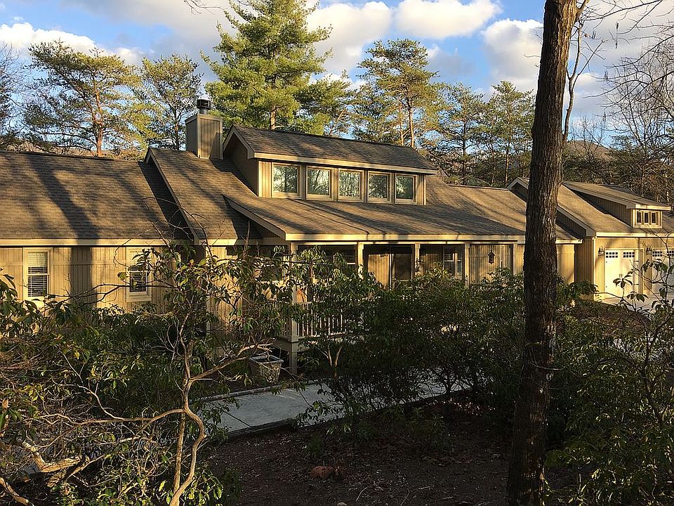 1st image of 49 Horse Cove Ct