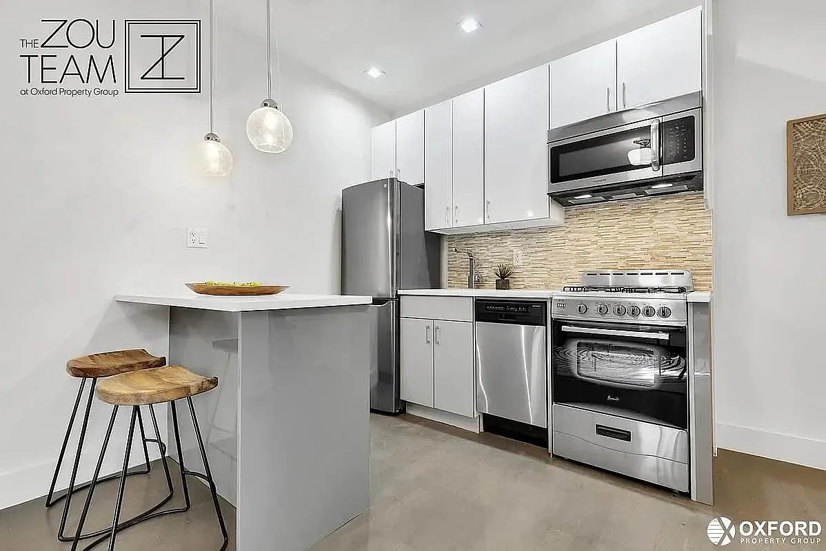 48 West 138th Street — Photo 2