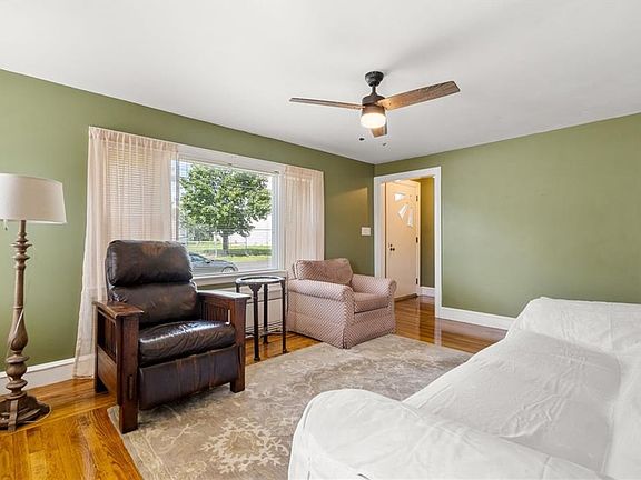 5th image of 55 Greenwich Ave