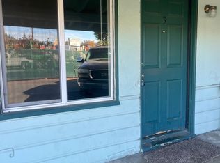 1310 Rogue River Hwy APT 3, Grants Pass, OR 97527