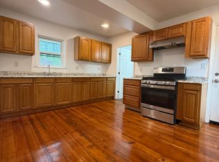 3 Agawam St #2, Worcester, MA 01603