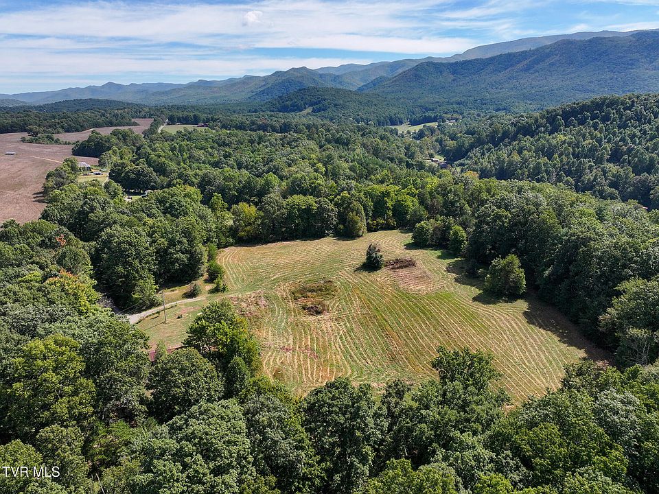 1st image of 250 Bill Martin Rd