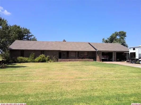 4718 S Covered Wagon Trl, Enid, OK 73701
