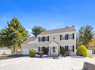 8 Winter Village Rd, Granby, CT 06035