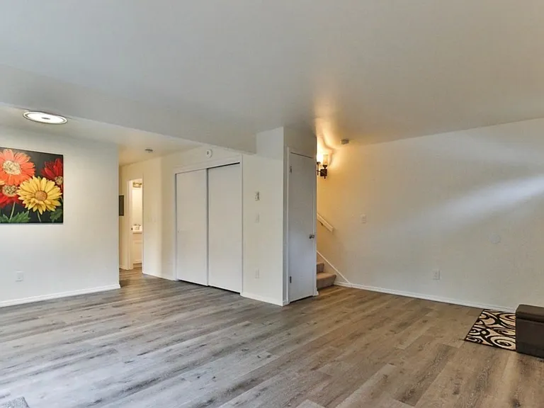 12255 SE 56th St #316 — Photo 7