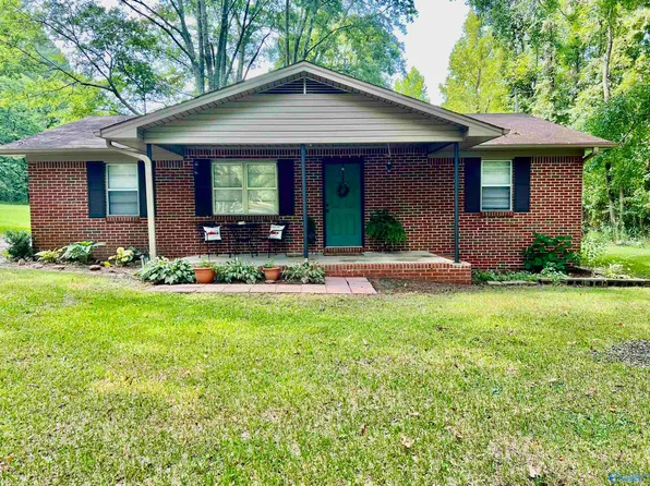 349 Nelson Hollow Rd, Somerville, AL 35670