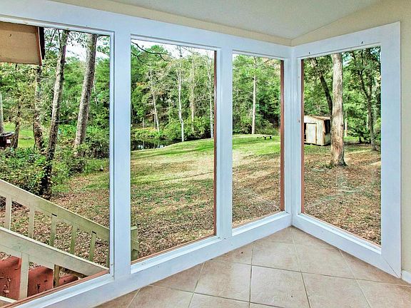 4th image of 553 Arthur Moore Dr