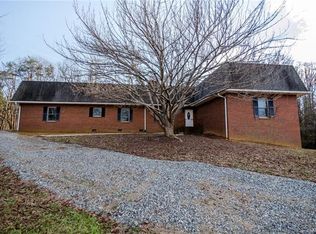 117 Bussell Rd, Statesville, NC 28625