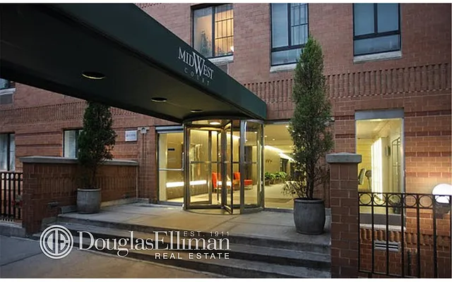 Rented by Douglas Elliman | media 5