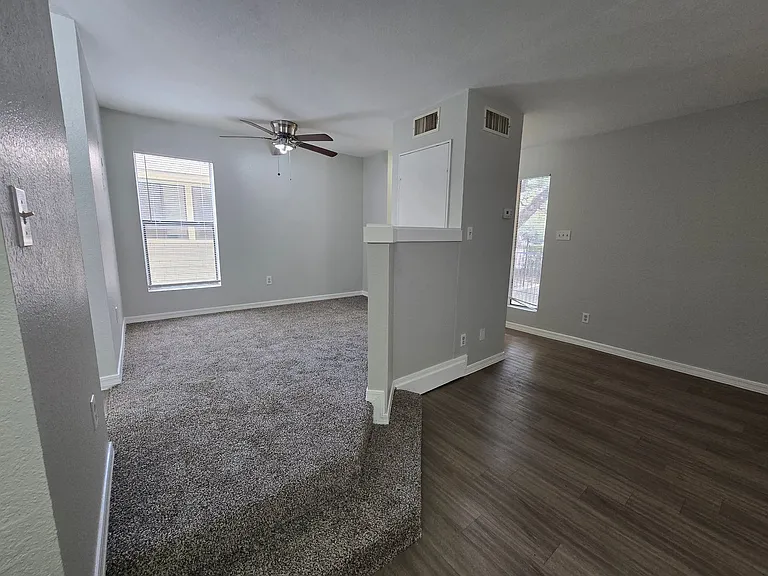 513 S Park Dr — Photo 15