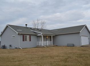 21546 Schroeder Rd, Kansasville, WI 53139