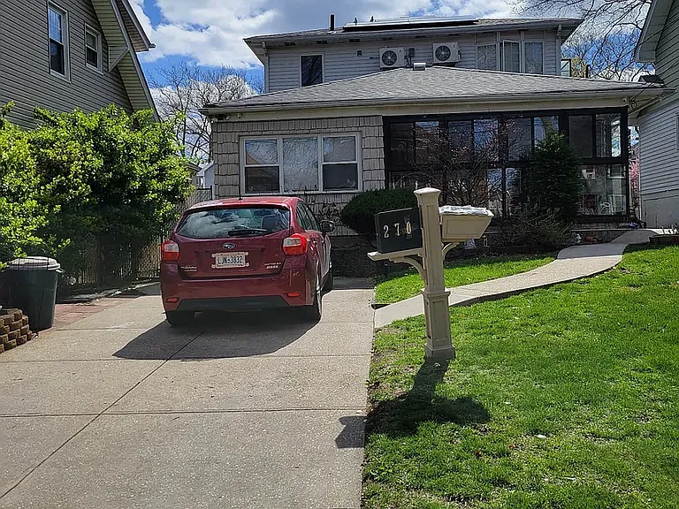 270 Greeley Ave #2 — Photo 4