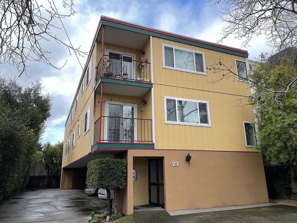1st image of 23 El Camino Real #3
