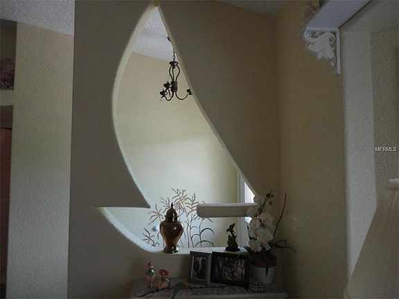 3rd image of 9012 Hilolo Ln