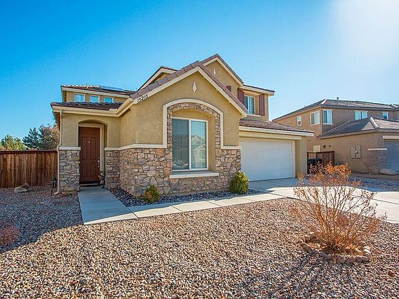 3rd image of 15295 Riverview Ln