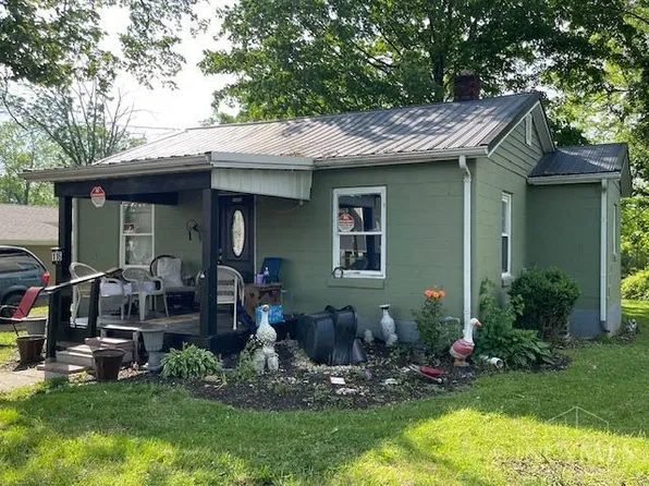 116 W Fancy St, Blanchester, OH 45107