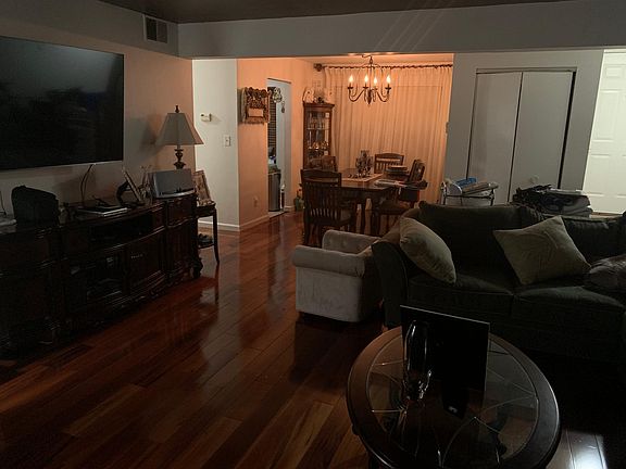 2nd image of 145 Candlewood Dr