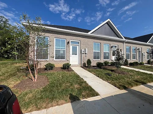 73 Lockwood Dr Photo 1