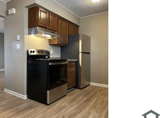 15525 E 10 Mile Rd APT 19, Eastpointe, MI 48021